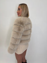 Load image into Gallery viewer, Beige Lila Faux Fur Jacket