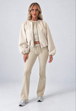 Load image into Gallery viewer, Cream Masie Zip-Up Jacket