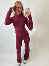 Load image into Gallery viewer, Wine Amara Sculpt Flare Set