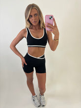 Load image into Gallery viewer, Black Kerrie Gym Set
