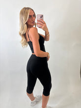 Load image into Gallery viewer, Black Sarah Capris
