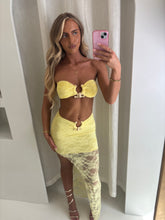 Load image into Gallery viewer, Yellow Camilla Lace Co-ord
