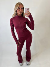 Load image into Gallery viewer, Wine Amara Sculpt Flare Set
