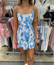 Load image into Gallery viewer, Blue Luca Printed Cross-Back Dress
