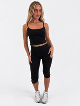 Load image into Gallery viewer, Black Bree Capri Leggings

