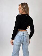 Load image into Gallery viewer, Black Pippa Cable-Knit Cropped Jumper
