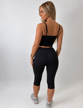 Load image into Gallery viewer, Black Iris Cropped Cami Top &amp; Capri Leggings Set

