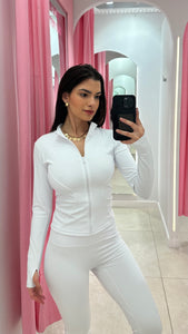 White Ella Sculpt & Ruch Flare Co-Ord