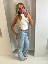 Load image into Gallery viewer, Denim Silver Star Straight Jean
