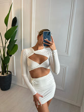 Load image into Gallery viewer, White Rosie Knot Co-Ord
