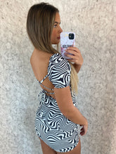 Load image into Gallery viewer, Zebra Print Isla Puff Sleeve Backless Dress
